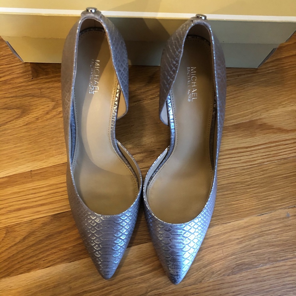 MICHAEL KORS Pumps - Picture 2 of 6